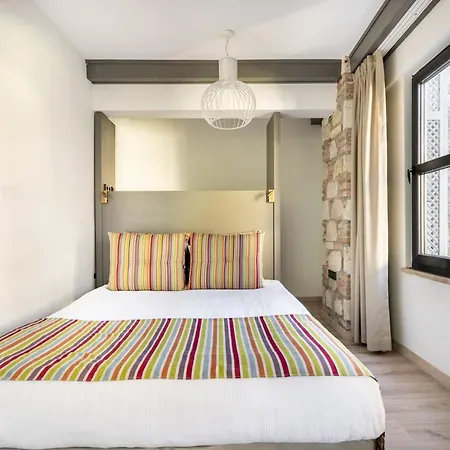 Cozy Flat Near Hadrians Gate
