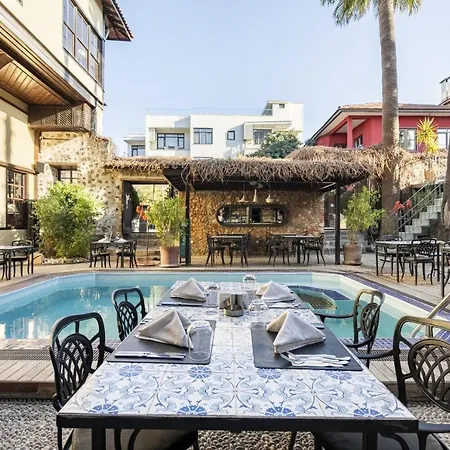 Cozy Flat Near Hadrians Gate